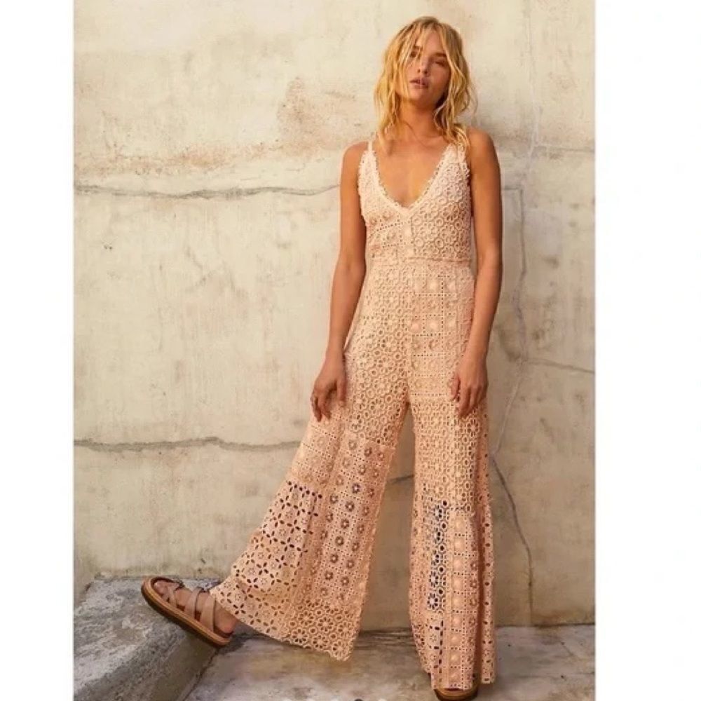 FP ONE
Yesenia Jumpsuit
